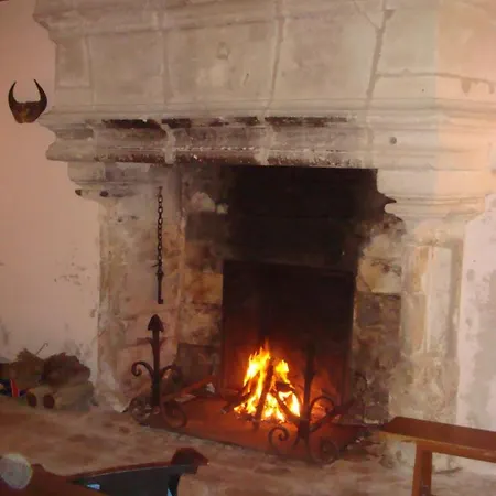 Château De Rochefort Couette-café Mirebeau